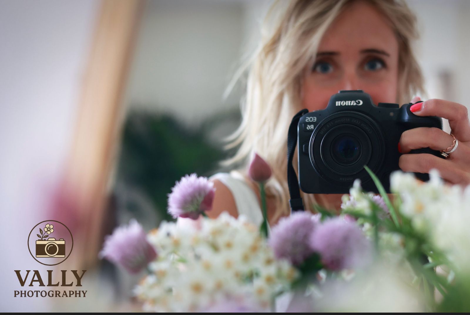 Vally Photography Logo